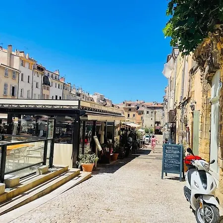 Cocon Provencal Dans Le Centre Historique Apartment Aix-en-Provence